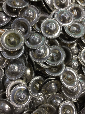 Turkaman Buttons in Gillet 100 pcs