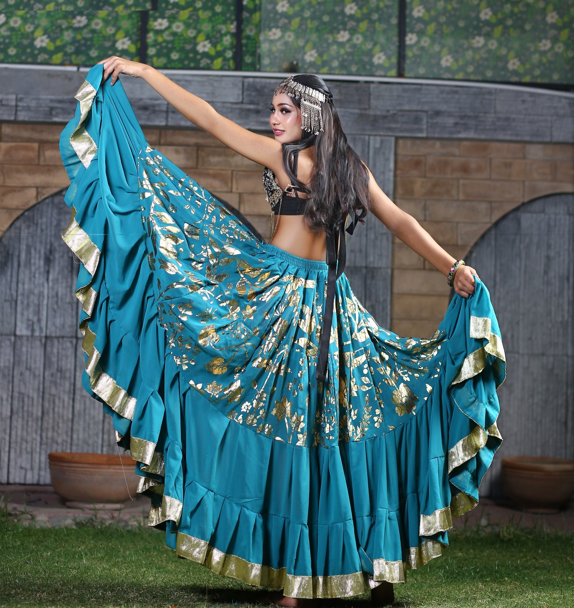 Belly dance Oriental Gold pasting skirt with Gold Border WLS