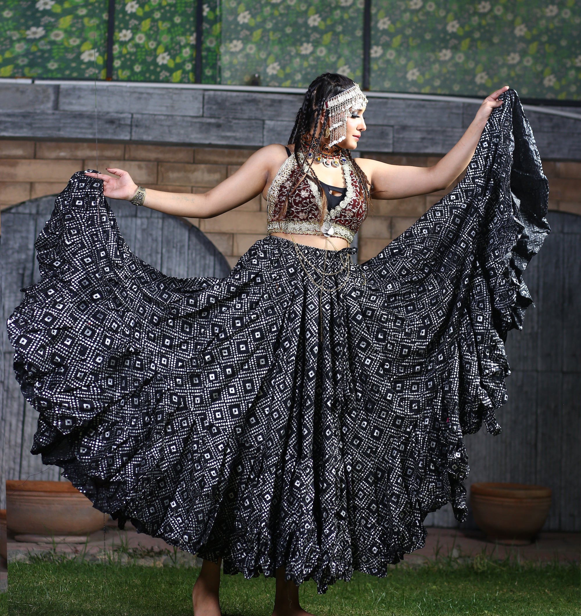 Block print skirt geometric pattern design black/silver