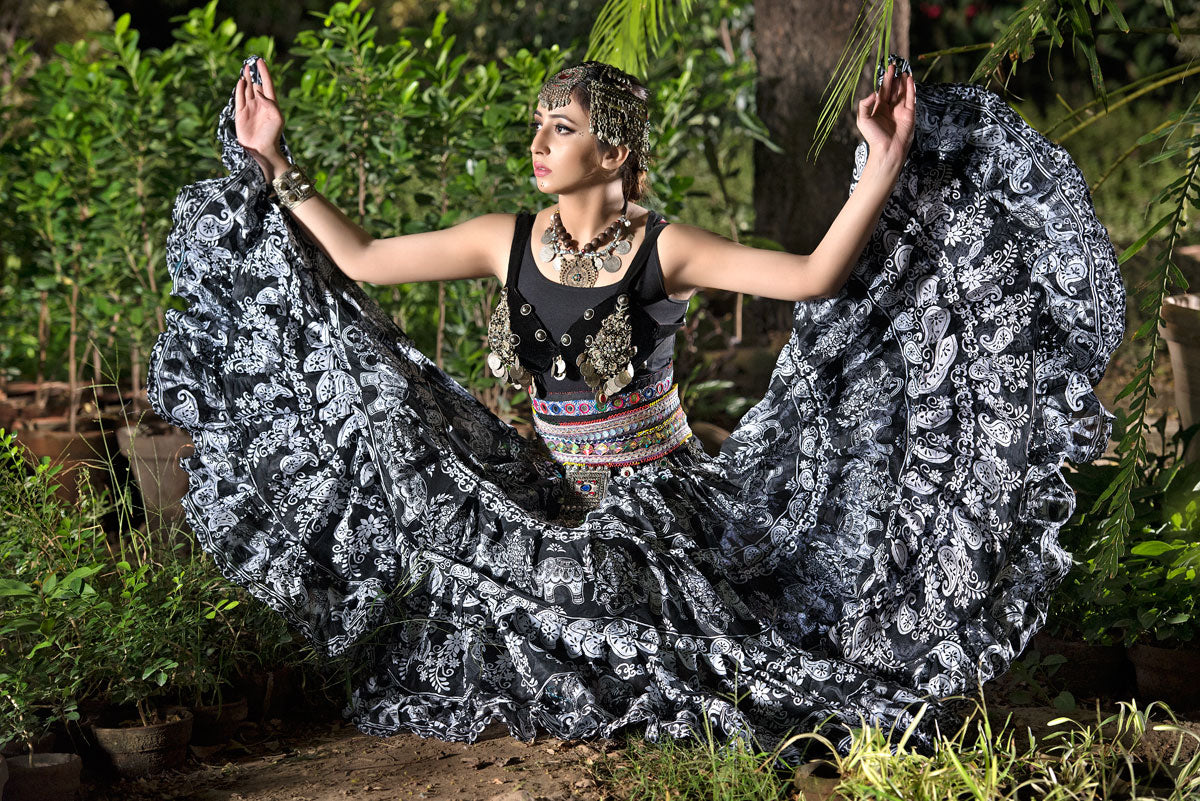 Digital print skirt elephant black