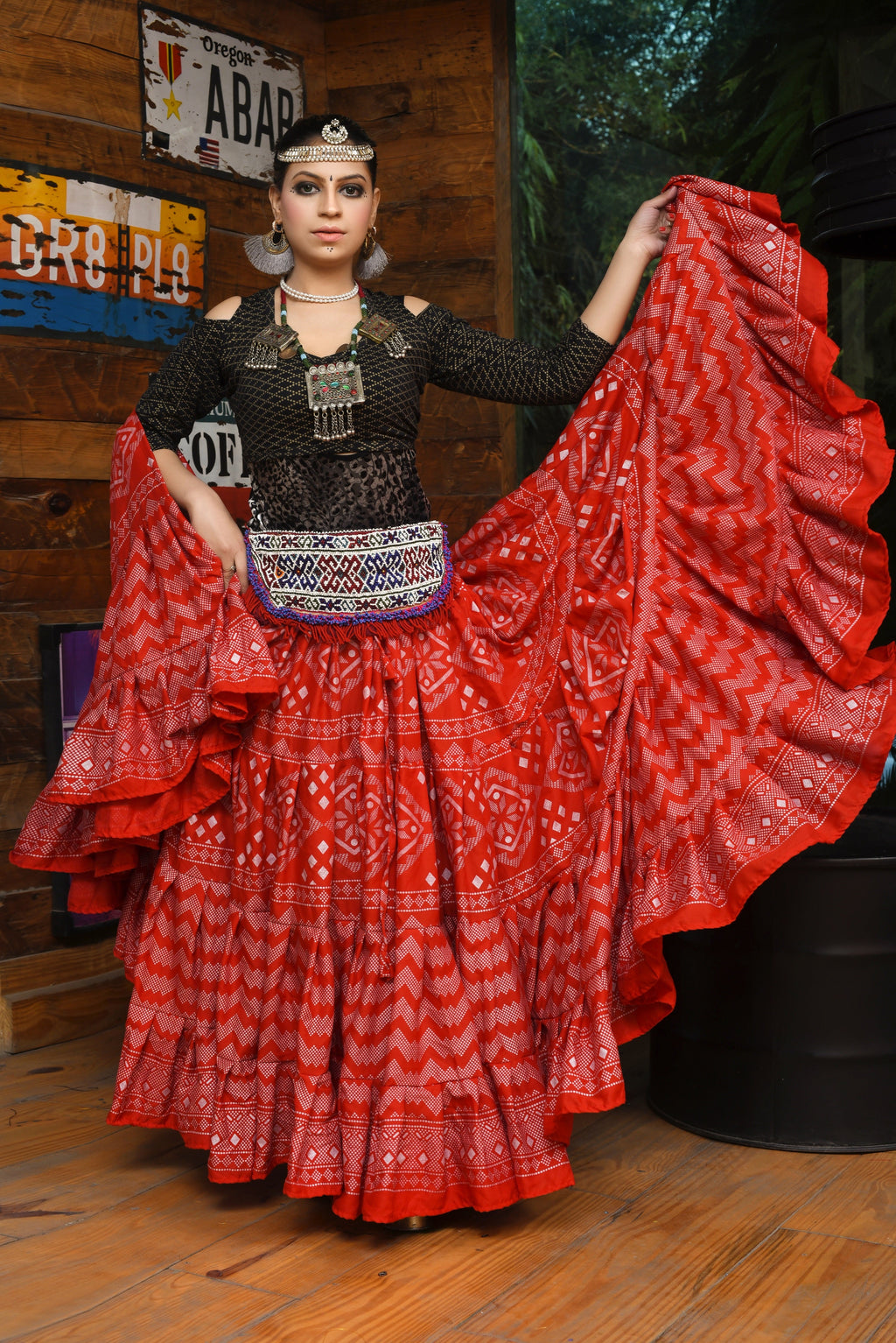 Block print Assuit pattern skirt red/silver