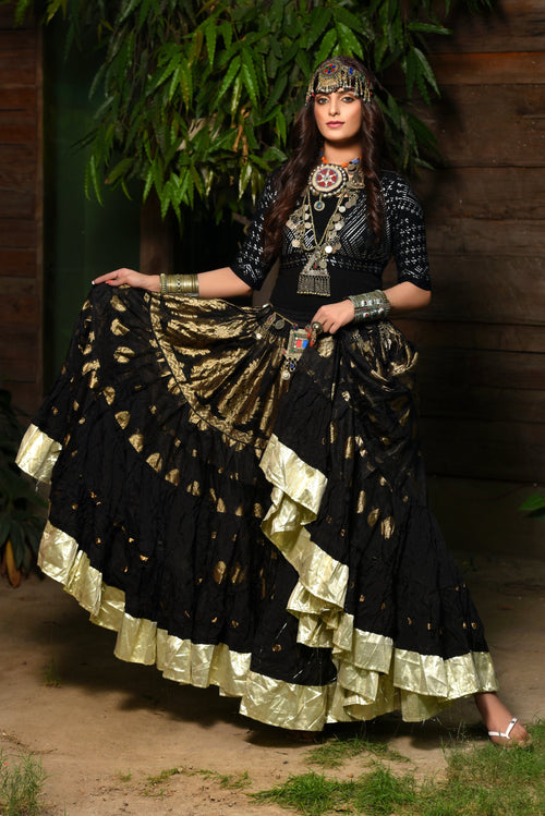 Black Jacquard skirt with gold border