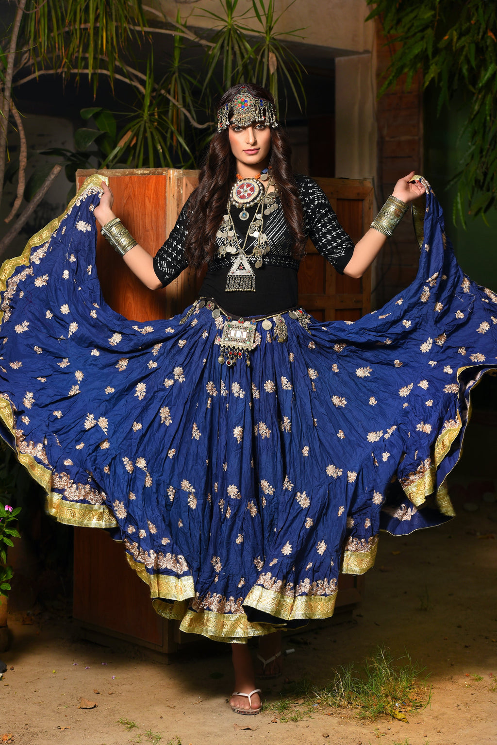 Blue skirt with gold embroidery gold Border