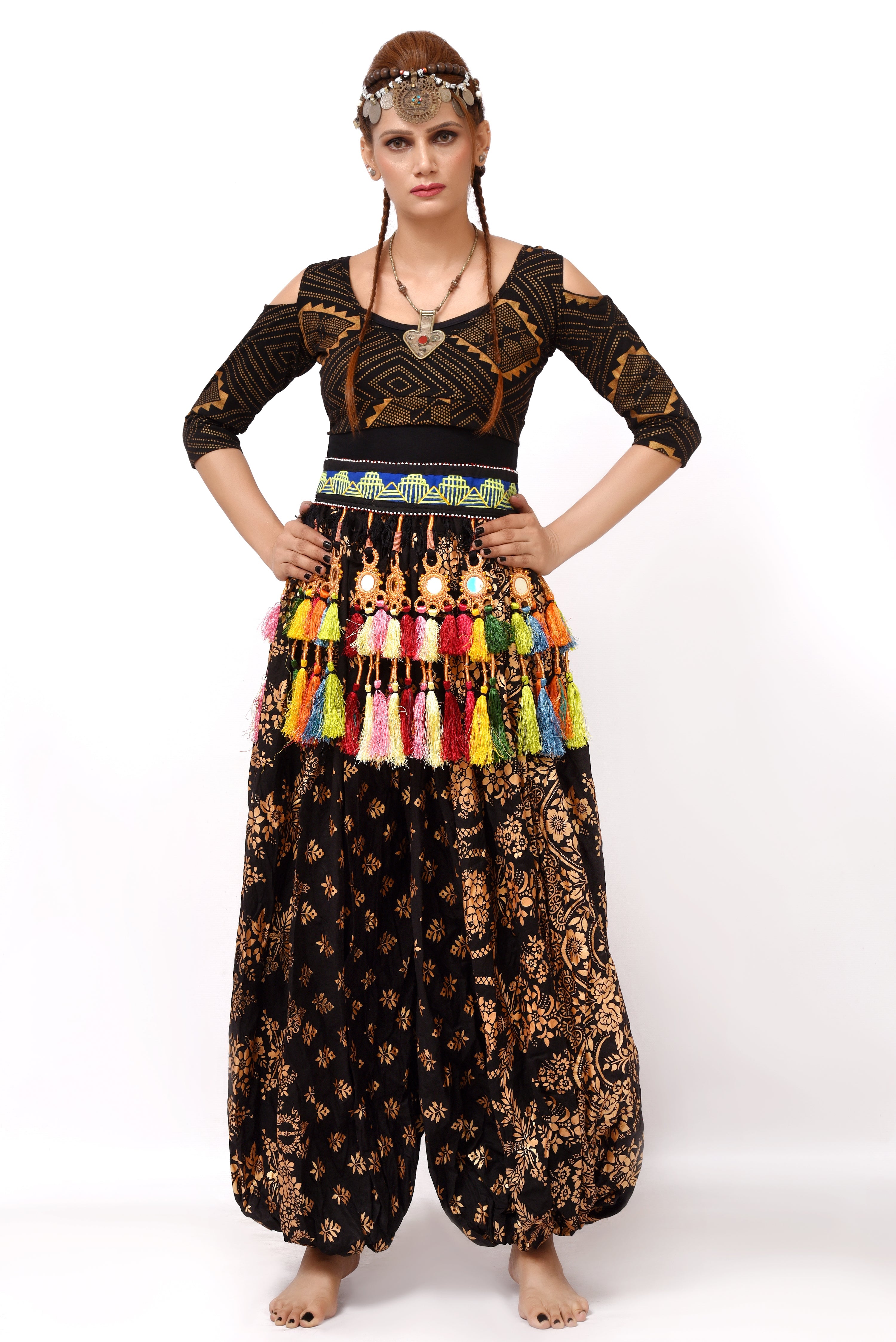 Bloomer Oriental Border Black/Gold