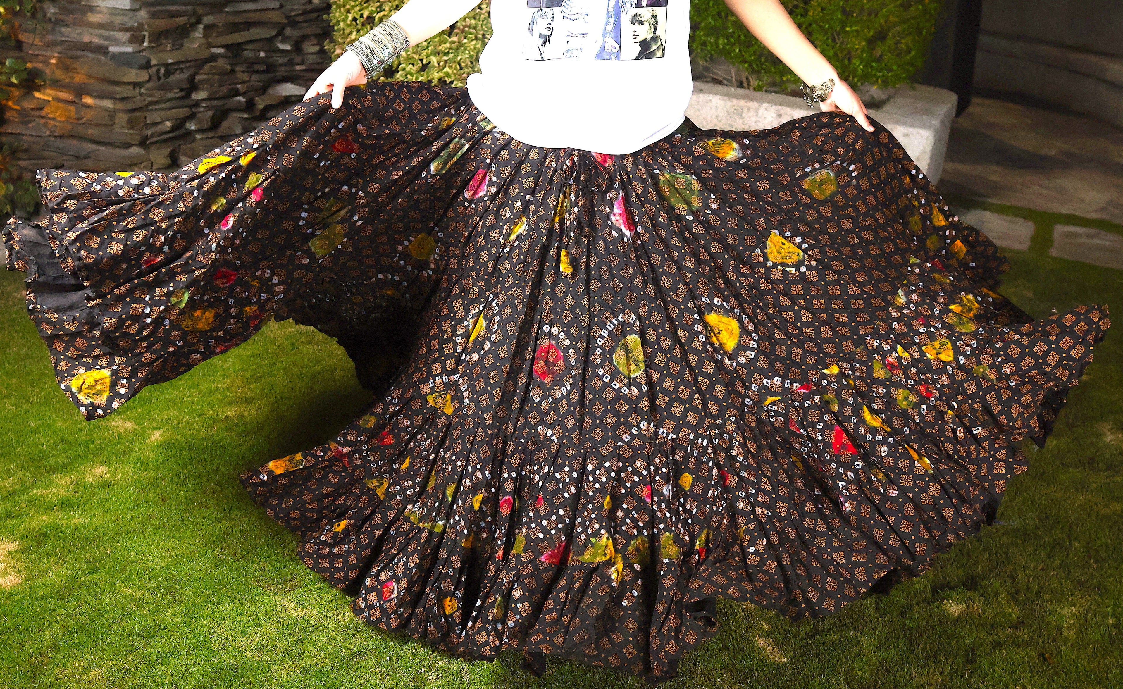 Block print Jaipur multi dot skirt black