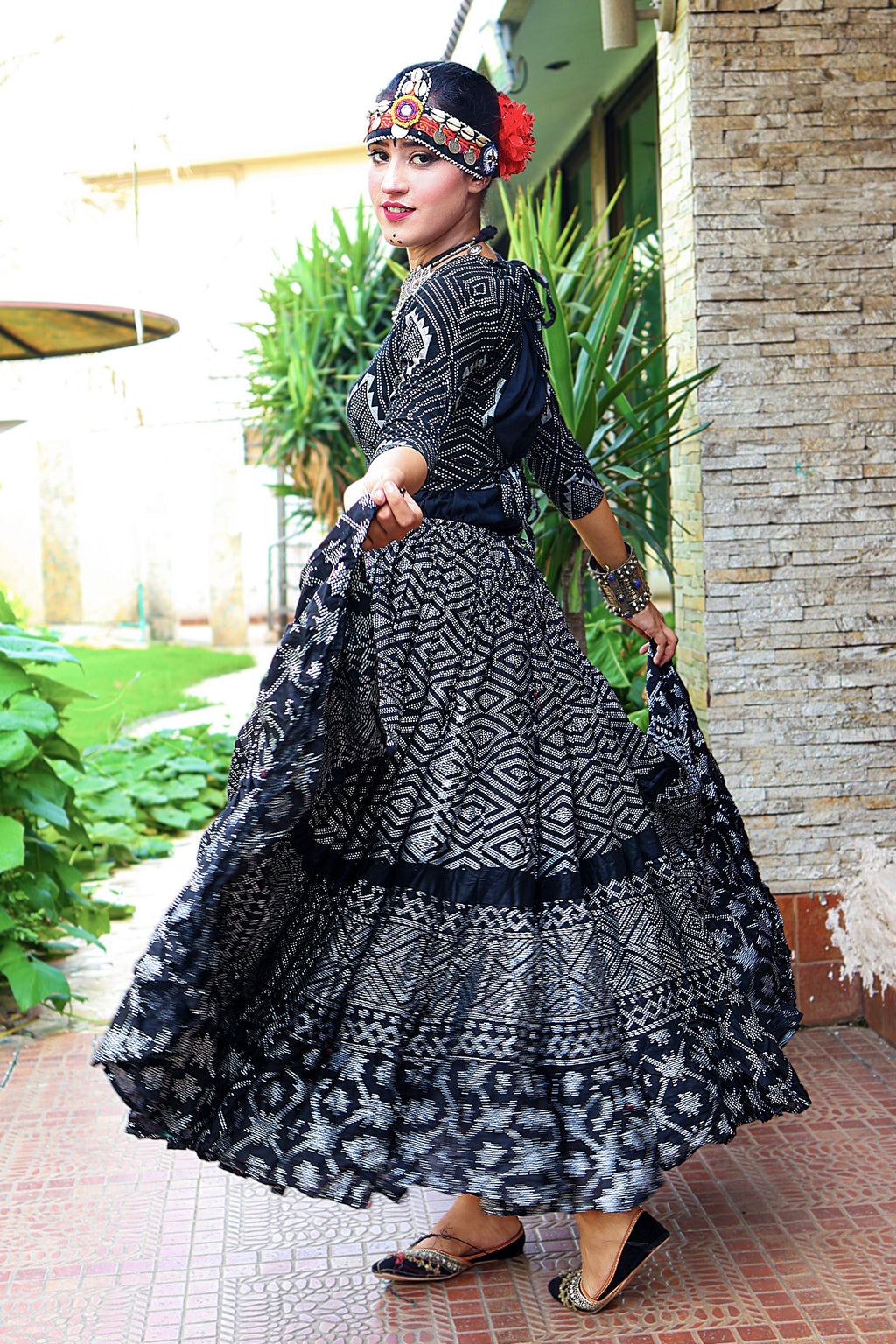 Block print Assuit pattern skirt black/silver with shiny printing WLS