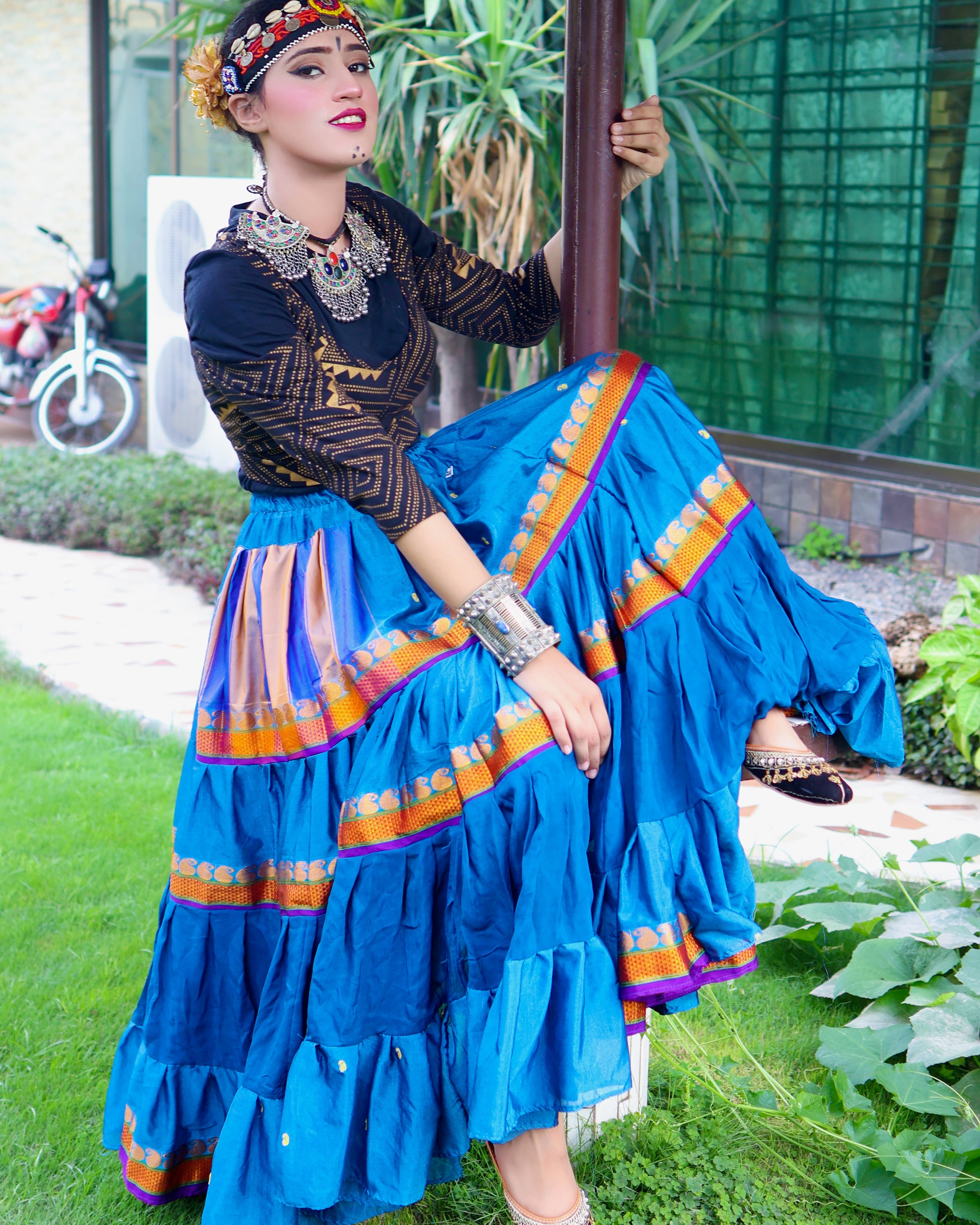 Turqouise multi Sari border Skirt WLS