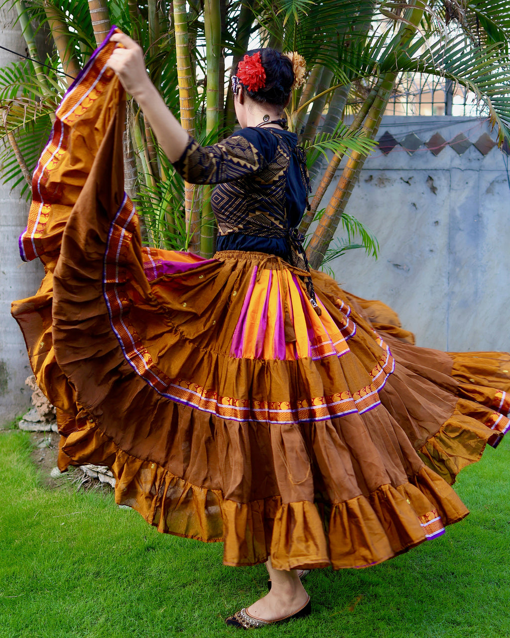 Brown multi Sari border Skirt WLS