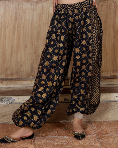 Bloomer Block print gold assuit