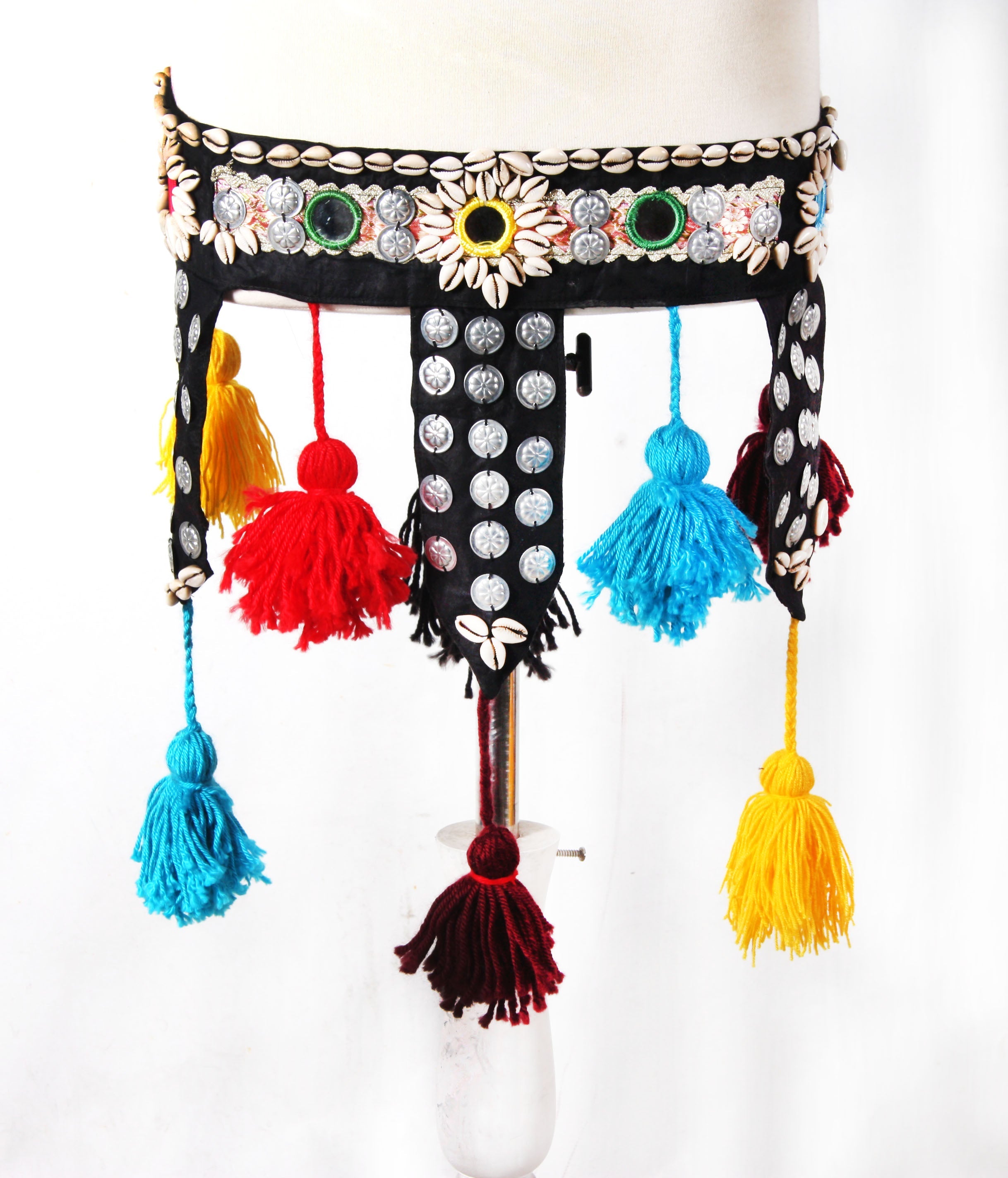 Tribal Shell & Wool  Belt (Black)