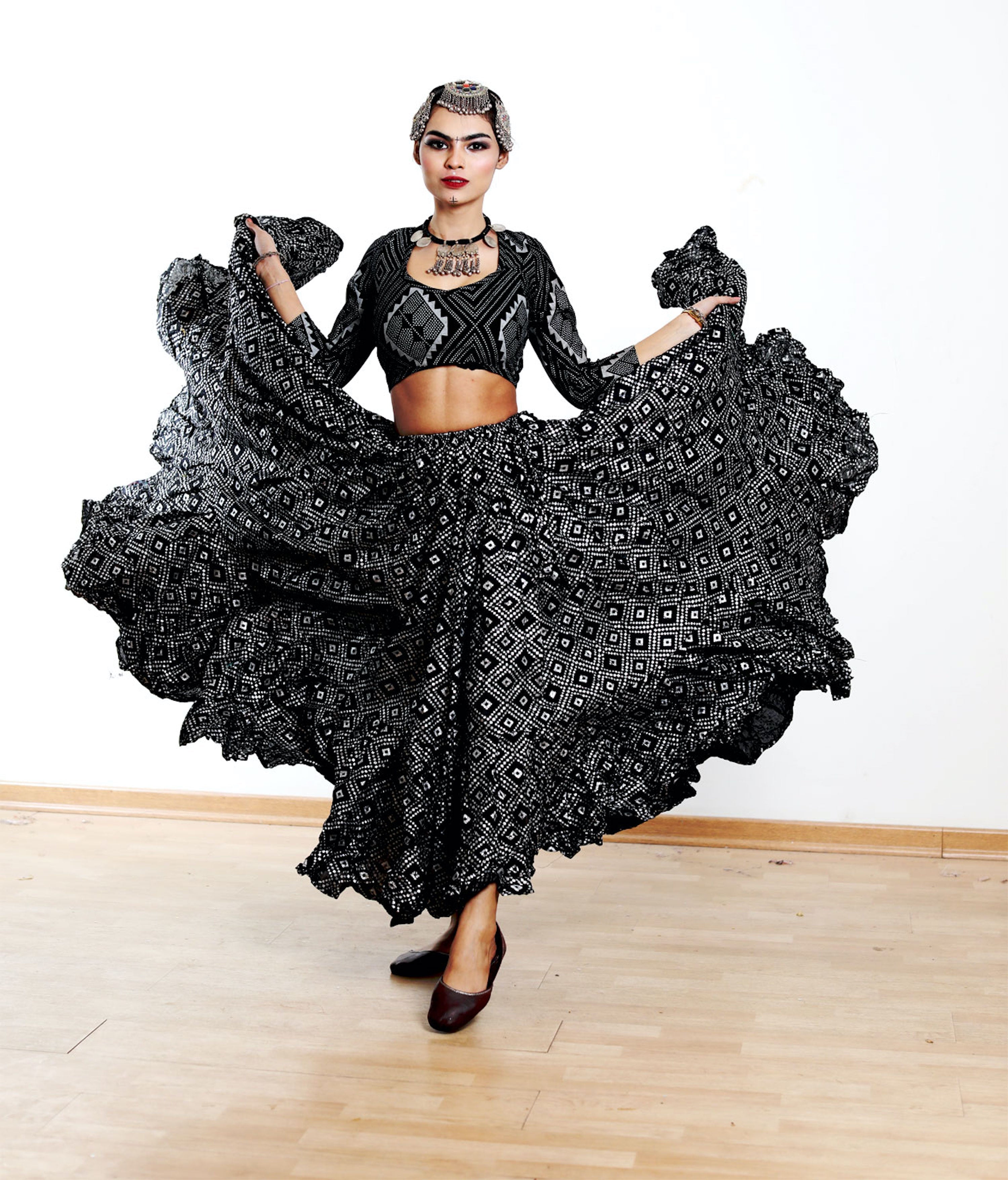 Block print skirt geometric pattern design black/silver