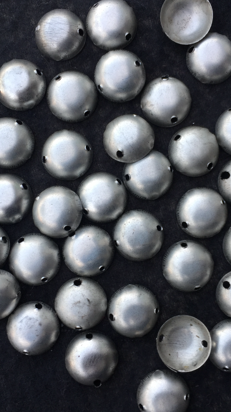Small Kuchi Buttons With Holes WS