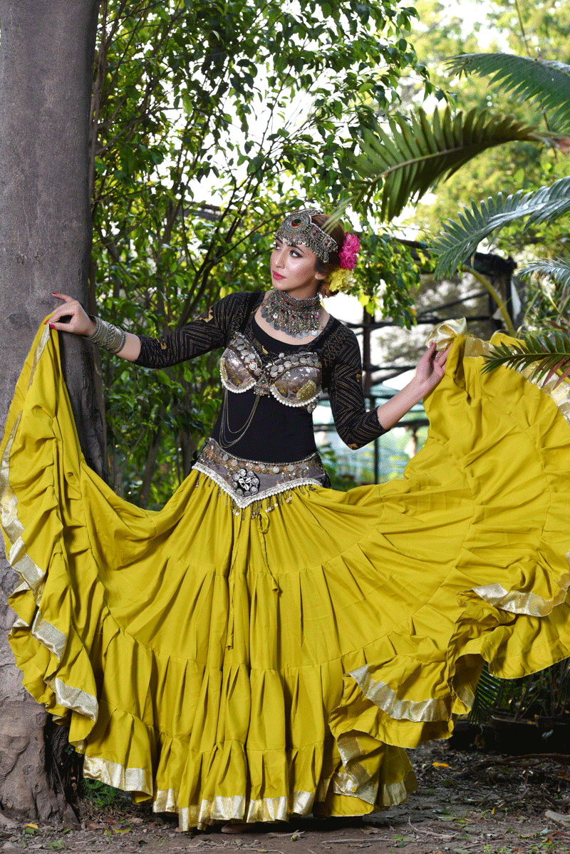 Gold border Skirt olive WLS