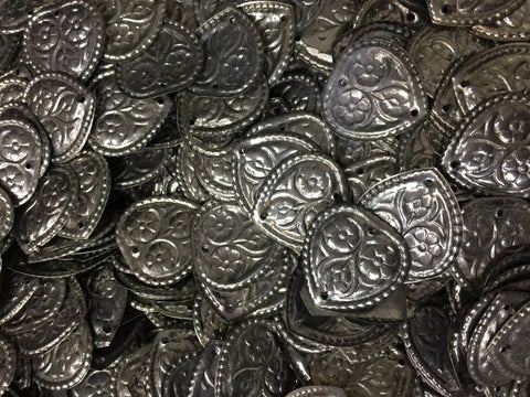 Heart Amulets Silver 100 pcs